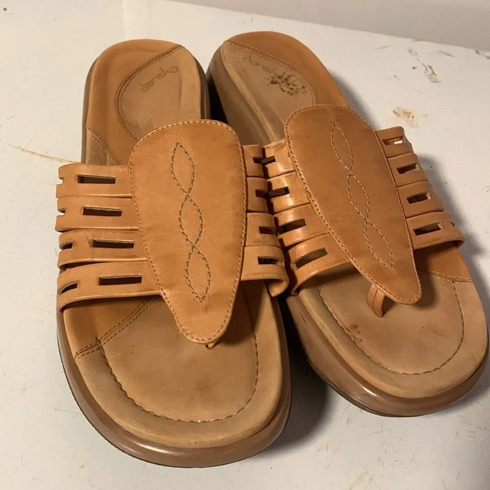 Dansko tan leather wedge slide sandal